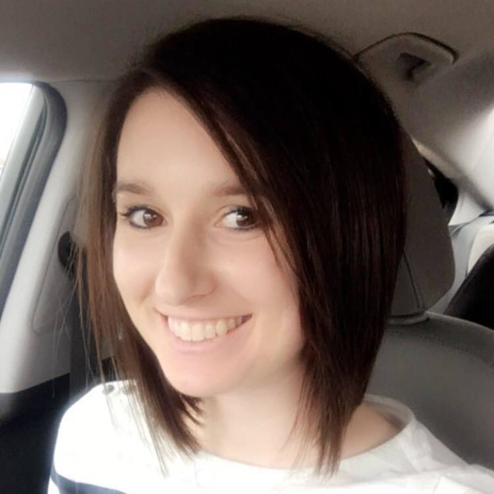 Meet your Posher, Casey